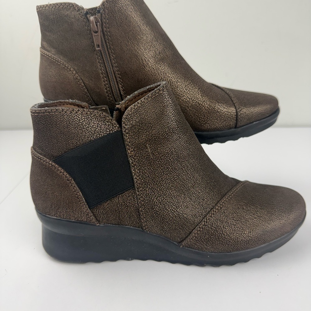 Clarks Cloudsteppers Womens 6 Caddell Rush Bronze Wedge Ankle Boots